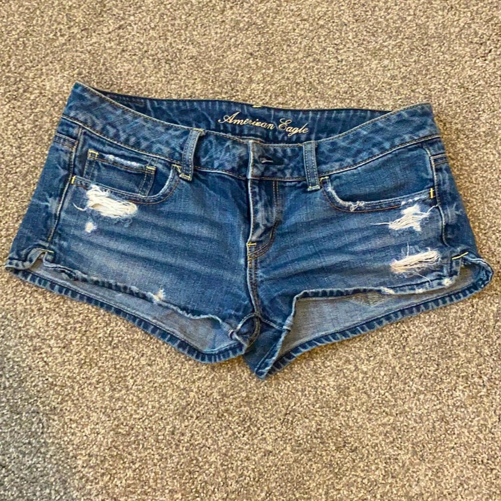 American Eagle distressed jean shorts